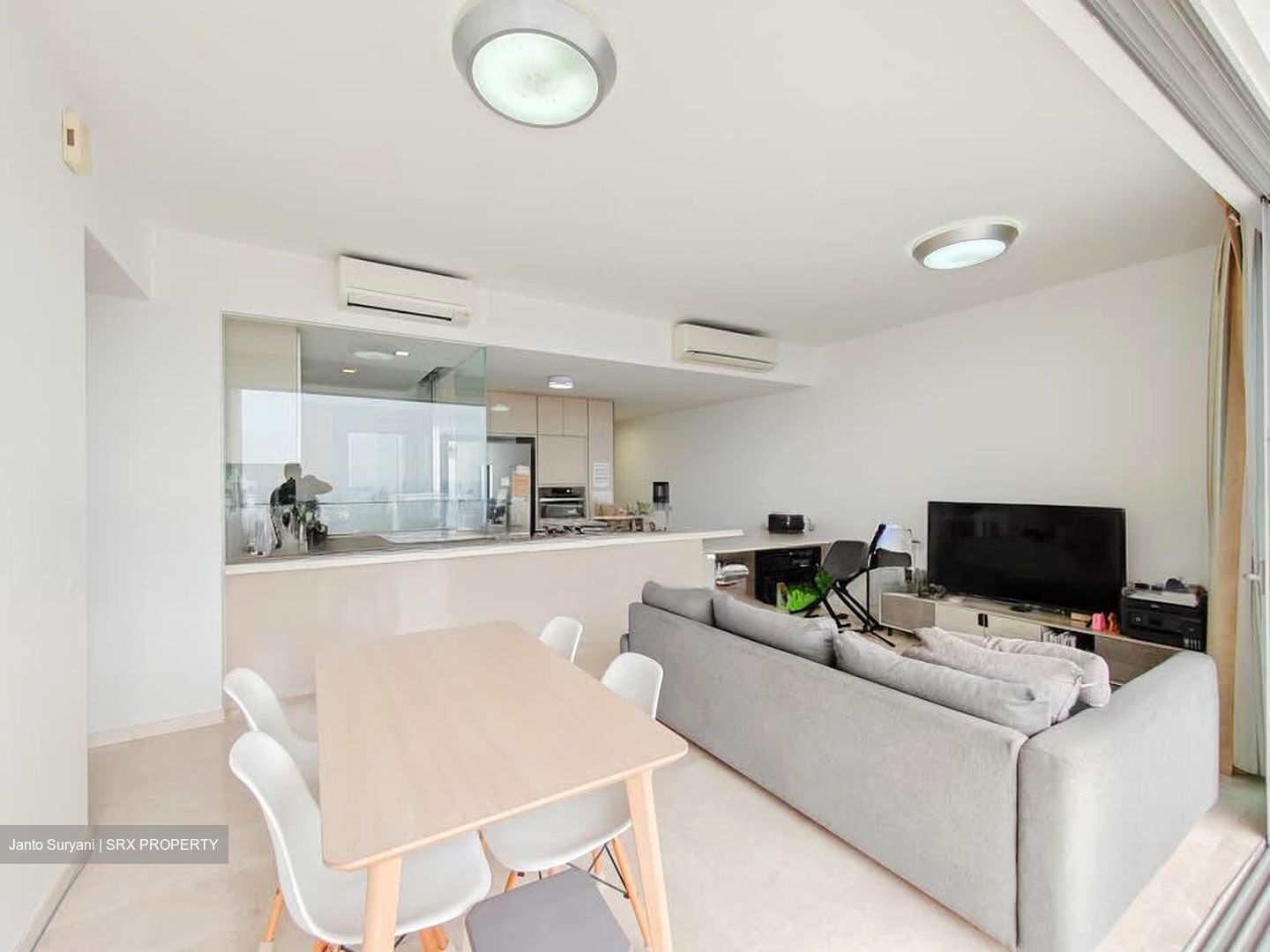 Centro Residences (D20), Condominium #545307591